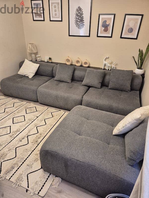 UShape Modern Sofa - Grey 3