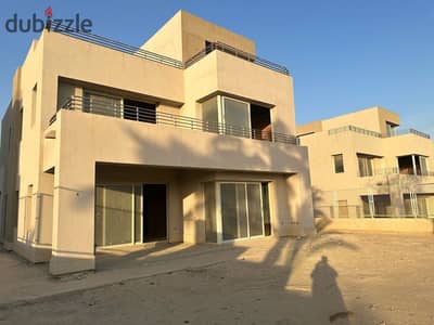 Villa Ready To Move in Golf Extention