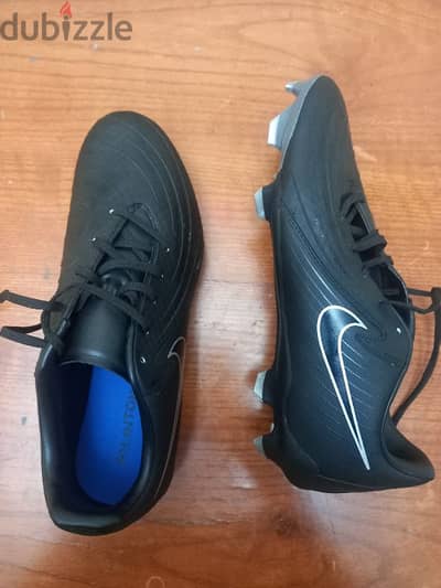 ستارز كوره اصلي nike / original nike football boots