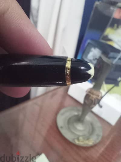 قلم MONT BLANC اصلي بالعلبه و الكارت والضمان حاجه ناده