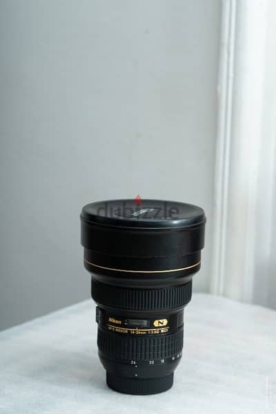 Nikon ultra wide lens 14-24