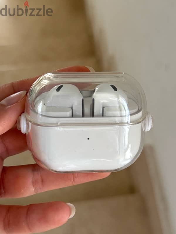 Samsung Buds 3 (Used -like NEW) 4