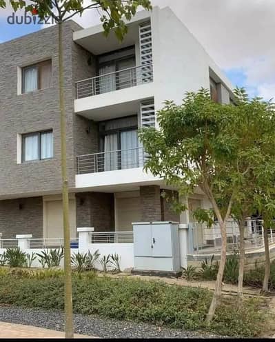 شقة للبيع واجهة بحرى 3 غرف فى تاج سيتي التجمع الأول امام فندق كمبنيسكي القاهرة الجديدة taj city new cairo