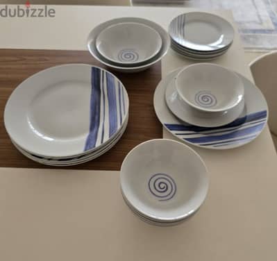 New Porcelain Blue White Dinner Set 20 pieces