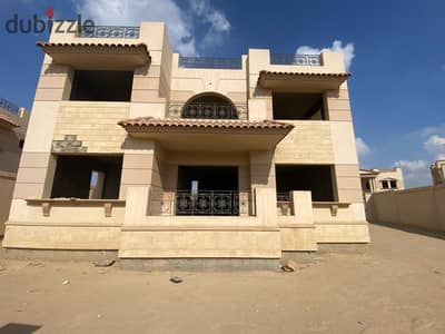 فيلا للبيع بسعر مميز في كمبوند رويال سيتي الشيخ زايد Very Prime Location