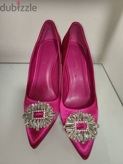 heels showroom size 41