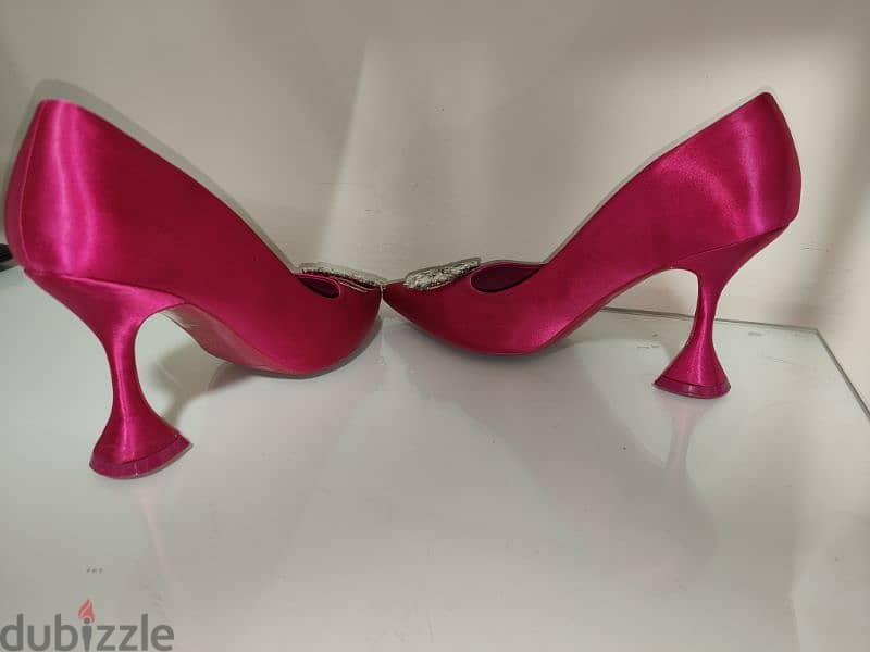heels showroom size 41 3