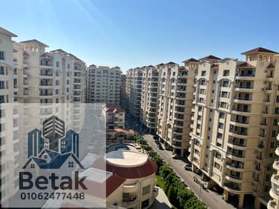 للايجار كمبوند انطونيادس سيتى  سموحة امام  حدائق أنطونيادس