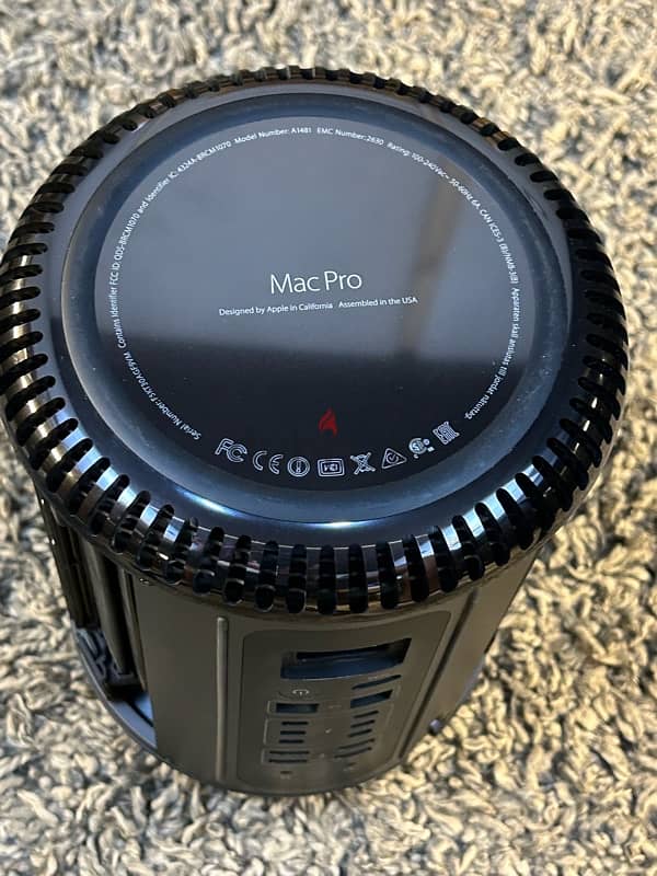 mac pro late 2013 4