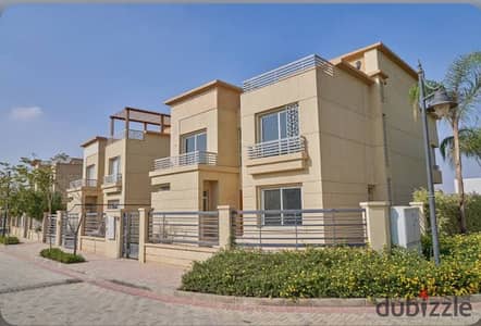 Twin house للبيع فى مشروع Jedar لشركه ايوان متشطبه ( resale)