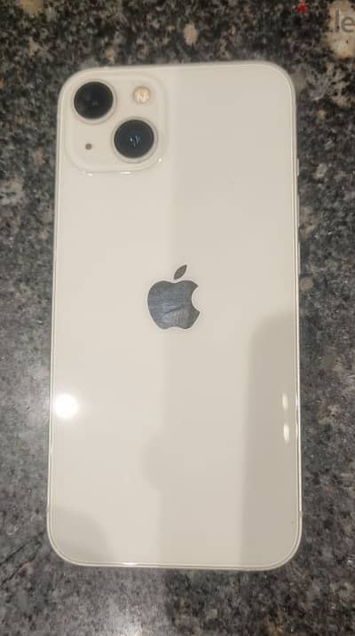 iphone 13 128GB لسا فى الضمان