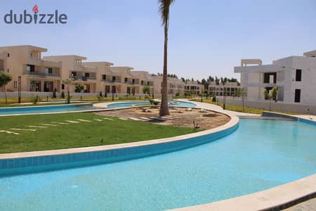 villa type townhouse in sheikh zayed ready to move front of beverly hills