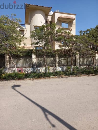 Villa for sale in Royal City