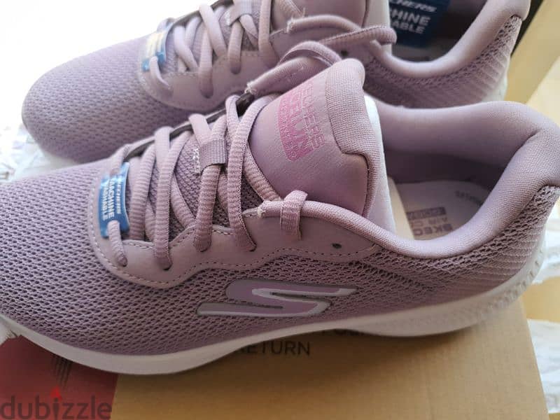 sketchers Go Run 38 5