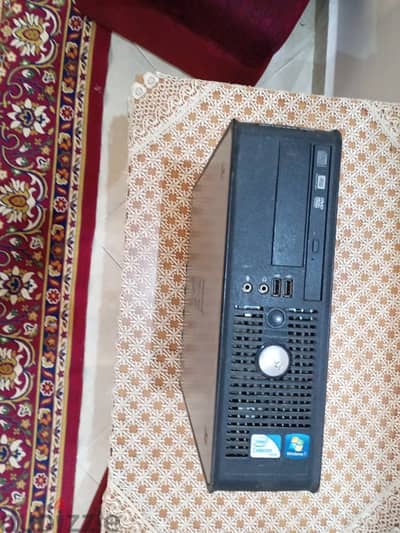كمبيوتر ديل ٤ رام هارد ٥٠٠