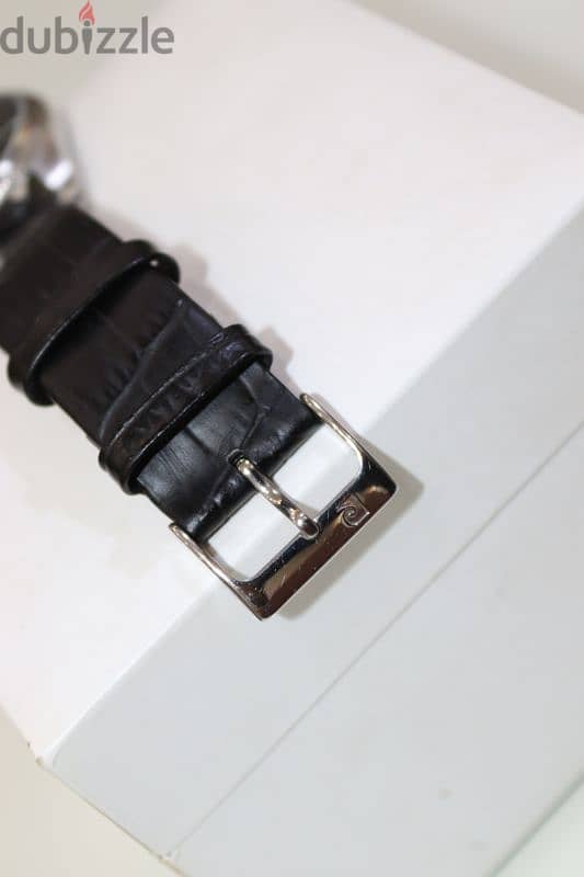 Classic men's watch 10