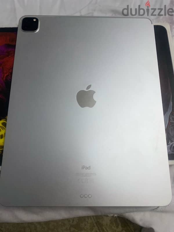 IPad Pro generation 4 12.9 inch 1