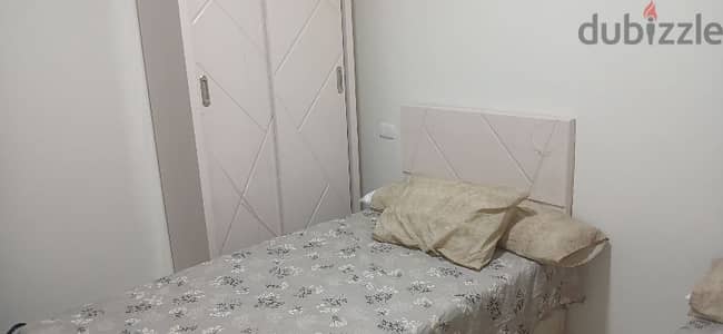 شقه مفروشه سوهاج الجديده بجوار مدرسة جيل المستقبل