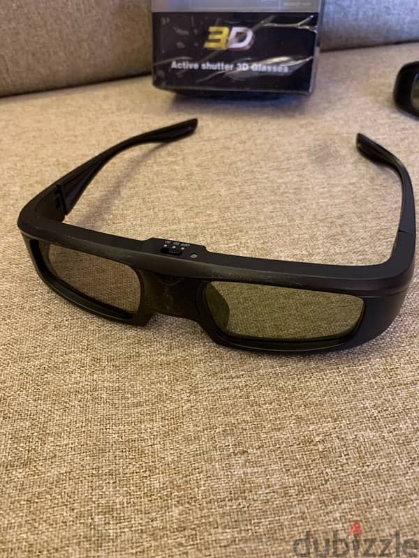 Sharp active shutter 3D glasses used 4