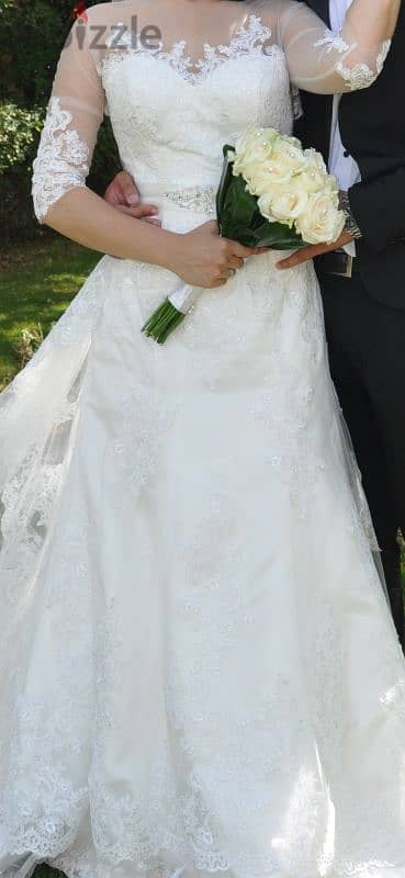 Wedding dress
