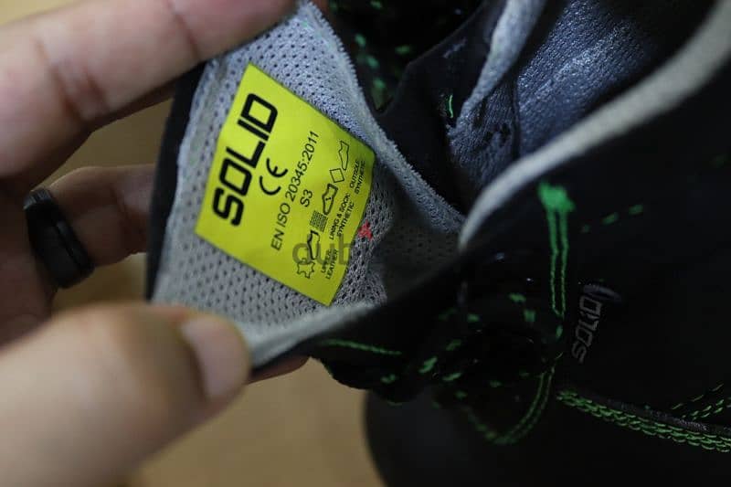 safety shoes 4