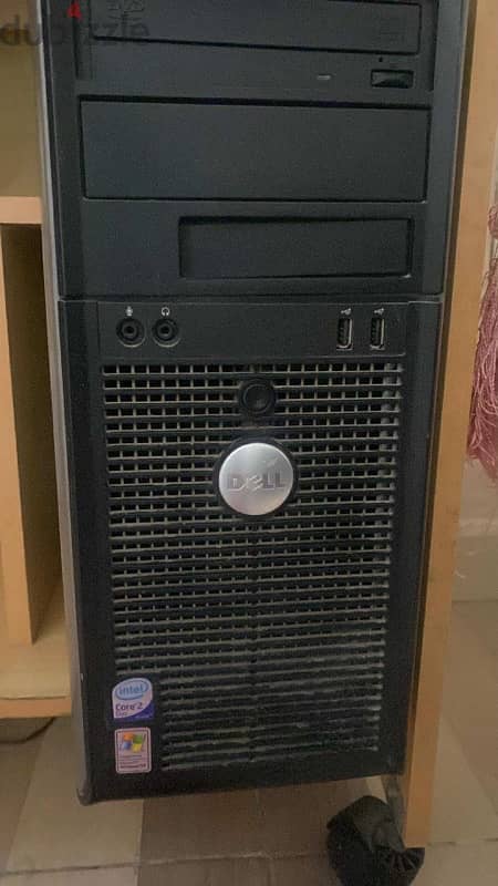 Dell Desktop Computer 4