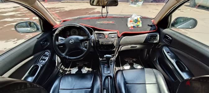 Nissan Sunny 2011