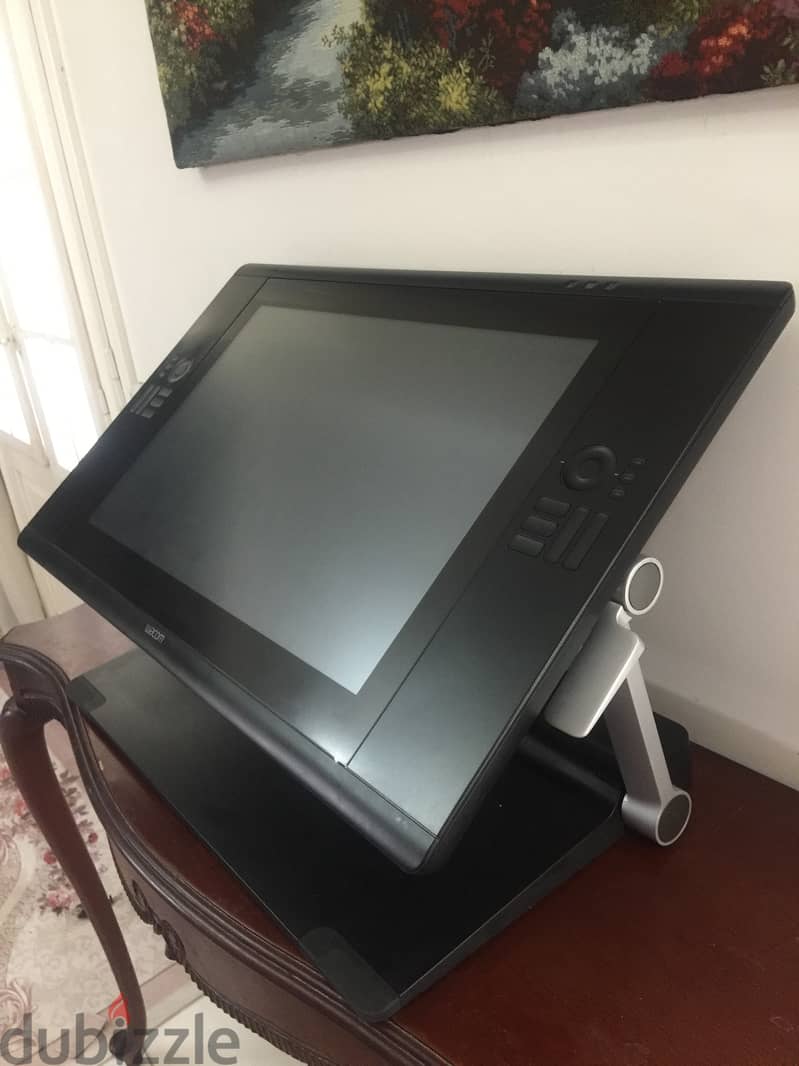 Wacom Cintiq 24HD Touch - لوحة رسم احترافية | حالة ممتازة 6