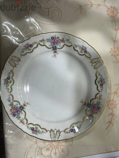 طقم صيني بولندي اصلي Made in poland
