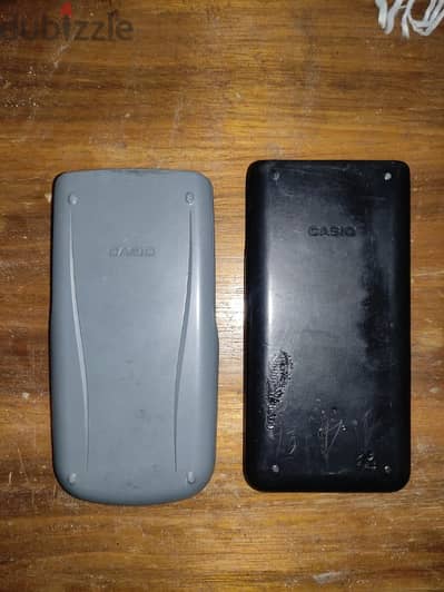 للبيع عدد 2 آلة حاسبة كاسيو Casio fx-95ES PLUS