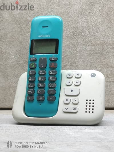 تليفون ارضي لاسلكي ماركه Motorola بحاله ممتازه إستيراد الخارج