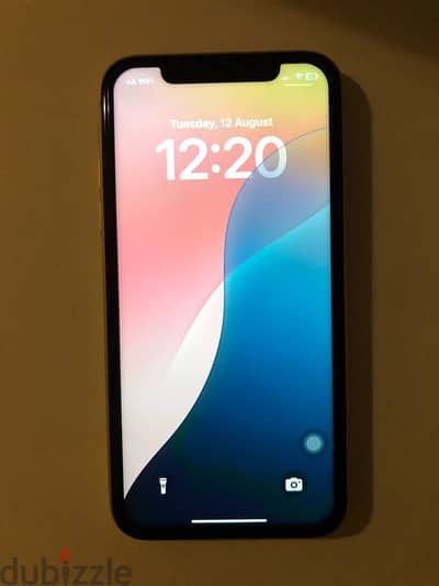 iPhone 11 حاله ممتازه