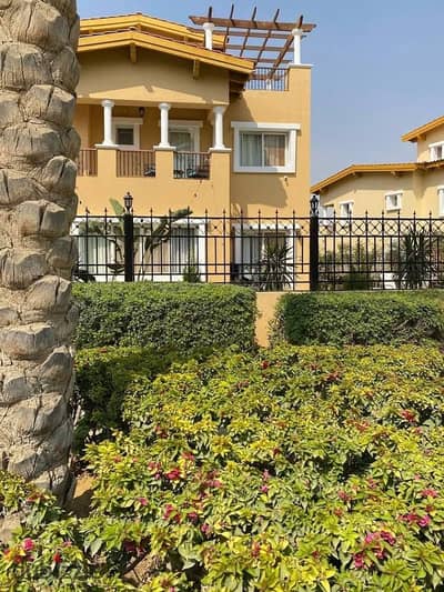 Villa for sale in Hyde Park compound in New Cairo on 90th Street