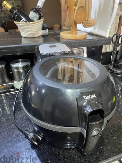 قلاية هوائية تيفال Tefal – قدرة 1500 وات – سعة 1.2 كجم Tefal Air fryer