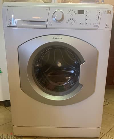 غسالة Ariston أوتوماتيك 9 كجم موديل AR9F 129