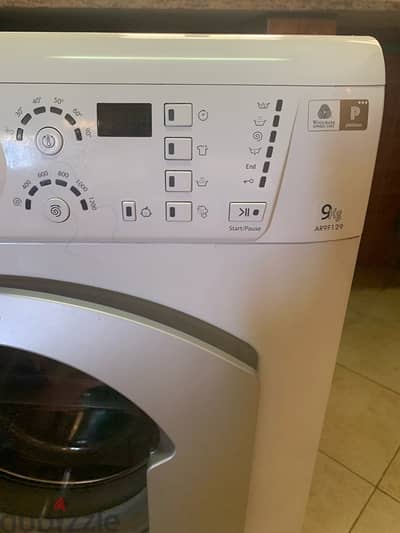 غسالة Ariston أوتوماتيك 9 كجم موديل AR9F 129