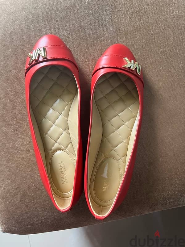 Michael kors flat red size 8 M 1