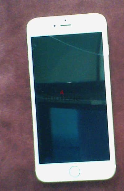 هاتف ايفون 6+