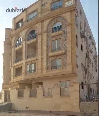 شقة جديدة باللوتس 200 متر تشطيب الترا سوبر لوكس موقع مميز جدا بجوار شارع النوادي ( نادي بلاتينيوم - نادي بنك مصر - نادي وادي دجلة )