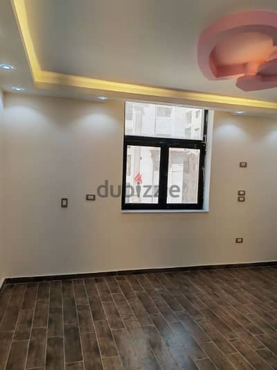 3 bedroom 154M in Baroon Royal towers