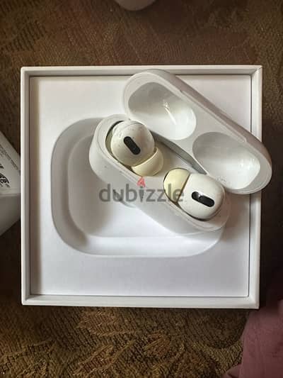 AirPods Pro 2021