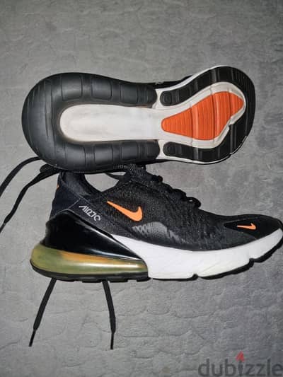 Nike Air 270 Orange