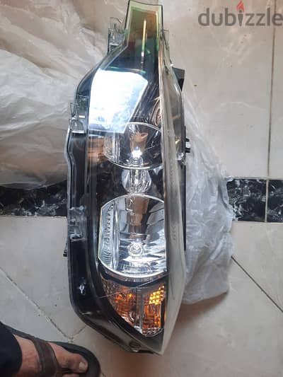 فانوس امامي BMW 318I  موديل ٢٠١٧