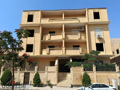 شقة 207م ناصيه جاردن حى النادى قريب من نادى هليوبوليس فورى بسعرمميزقسط بافضل لوكيشن بالشروق 1 نادى هليوبوليس بجوار الحامعه البريطانيه واكاديمية الشروق