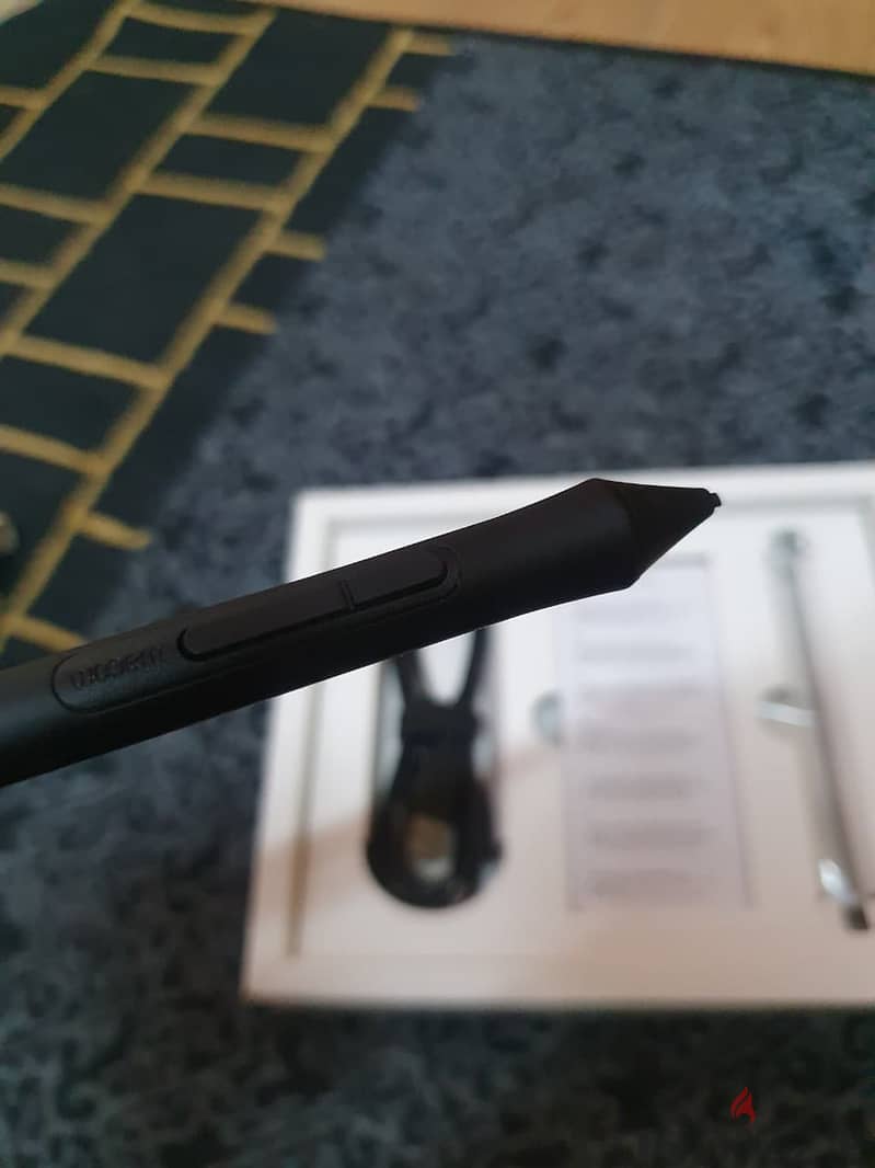Wacom Intuos Creative Tablet Small ( black ) 2