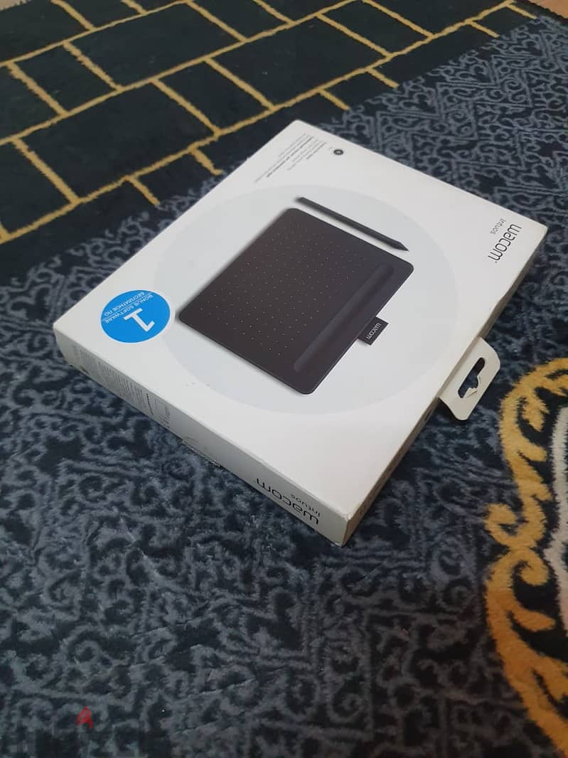 Wacom Intuos Creative Tablet Small ( black ) 5