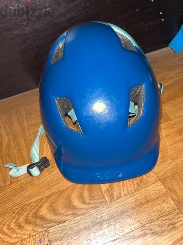 blue helmet for kids 2