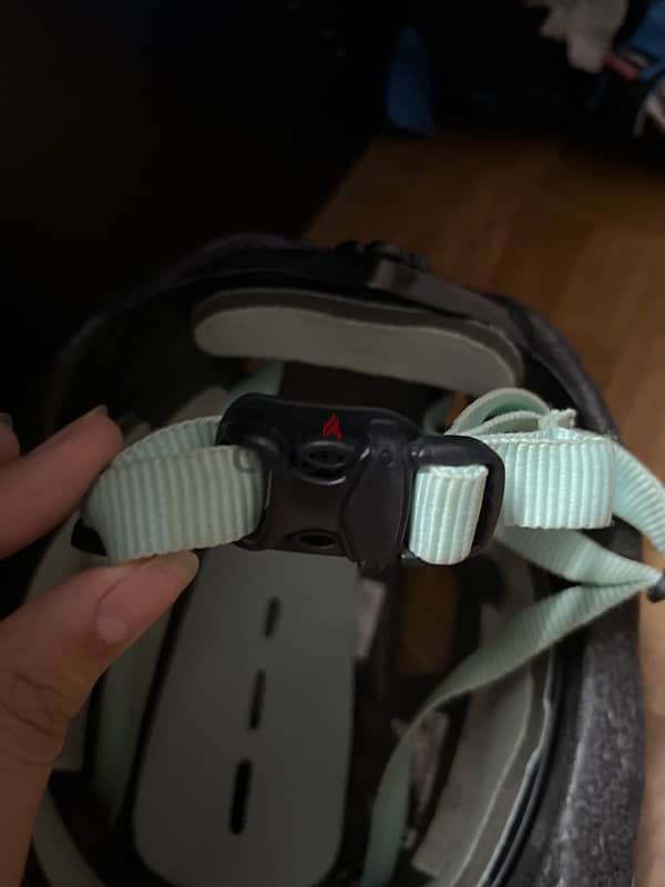 blue helmet for kids 7