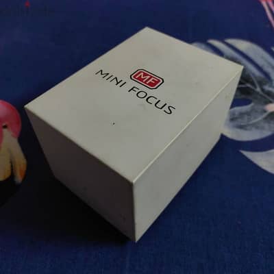 ساعة رجالي ماركة Mini Focus، لون ذهبي