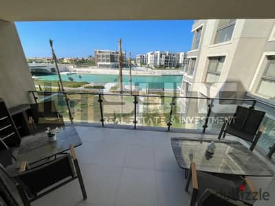 Chalet for sale in Marassi, fully furnished and with air conditioning, directly on the marina
